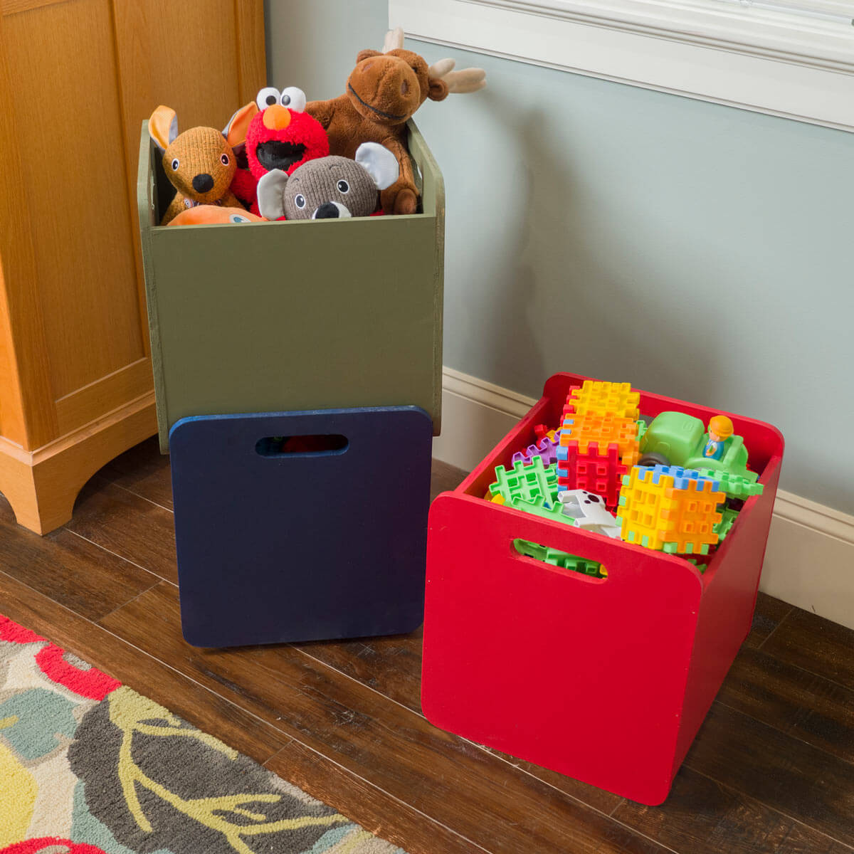 stacking totes made from plyco's poplar plywood